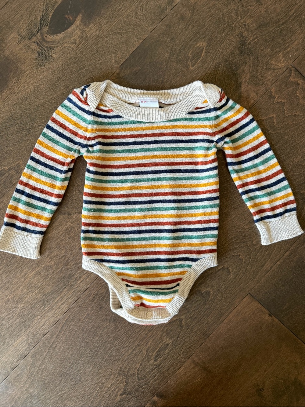 Hanna Andersson Cream Ribbed Bodysuit with Rainbow Stripes